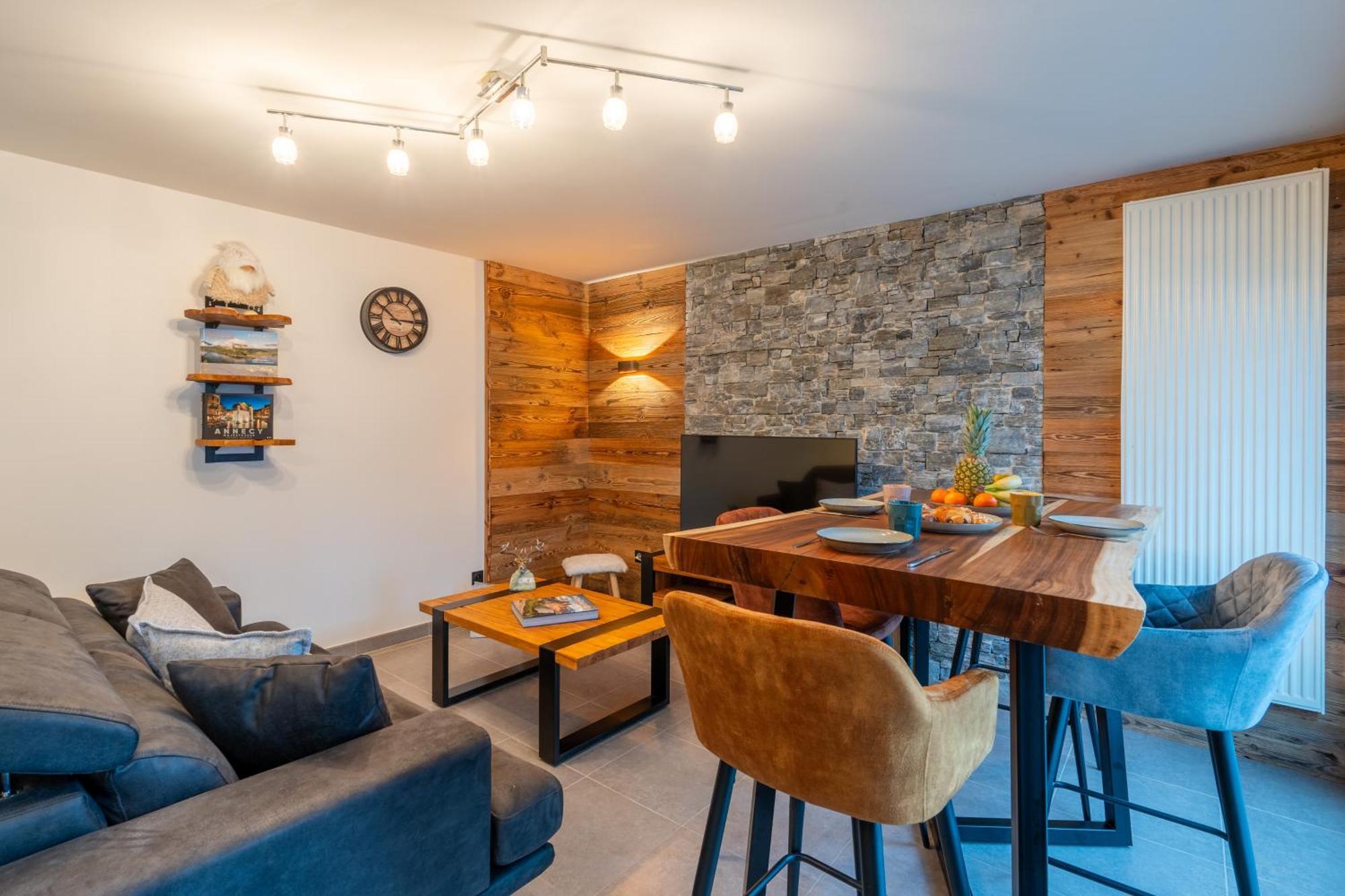 Charmant Appartement A 5 Minutes A Pied De La Vielle Ville Annecy Avec Parking Prive Bagian luar foto